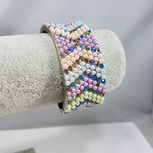 Faux Pearl Rhinestone Hinged Silver Tone Bracelet, 7 Inches